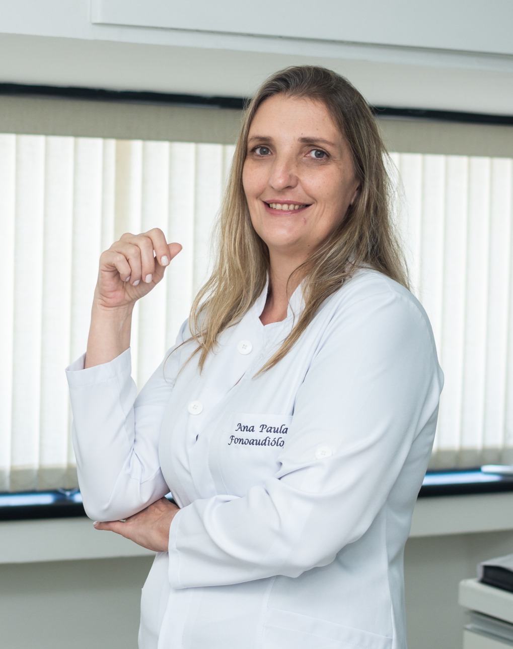 Dra. Ana Paula - Fonoaudióloga